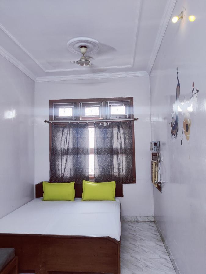 Hostel Shivshakti קג'ורהו מראה חיצוני תמונה