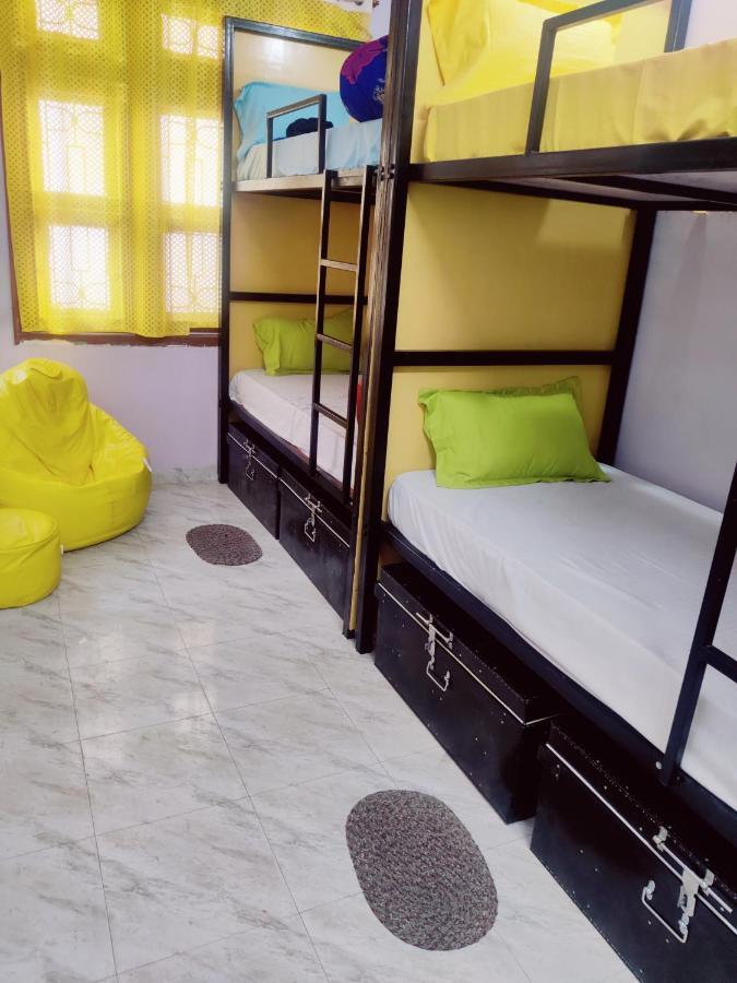 Hostel Shivshakti קג'ורהו מראה חיצוני תמונה