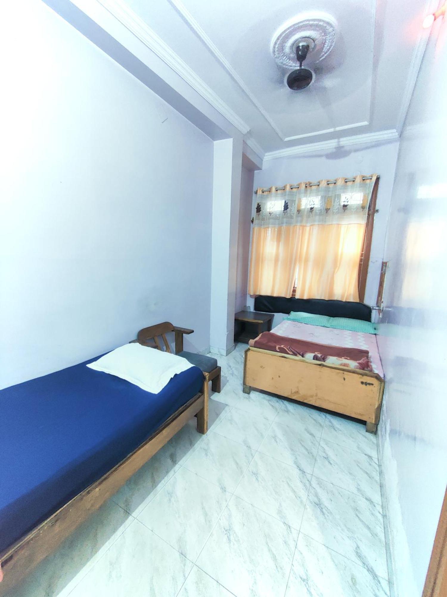 Hostel Shivshakti קג'ורהו מראה חיצוני תמונה