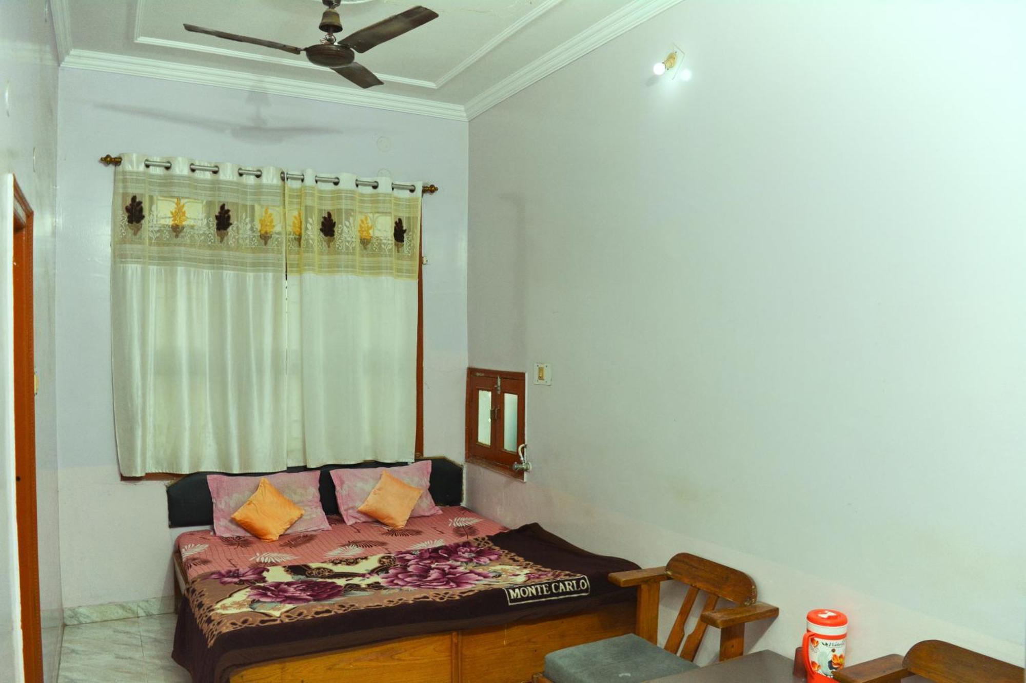 Hostel Shivshakti קג'ורהו מראה חיצוני תמונה
