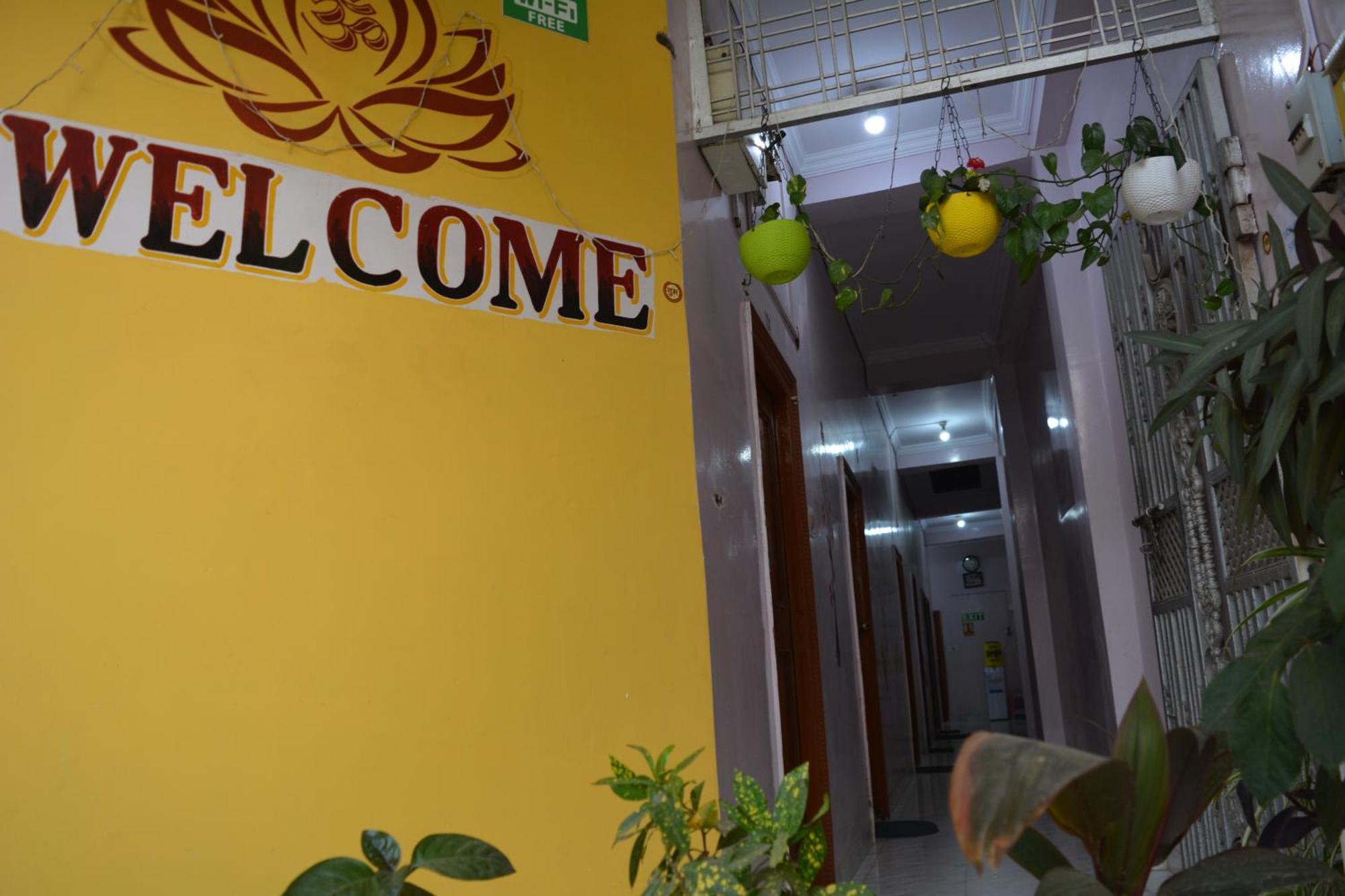 Hostel Shivshakti קג'ורהו מראה חיצוני תמונה